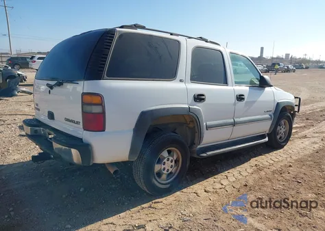 2002 Chevrolet Tahoe Ls z USA, uszkodzony, nr VIN 1GNEC13Z22J205742